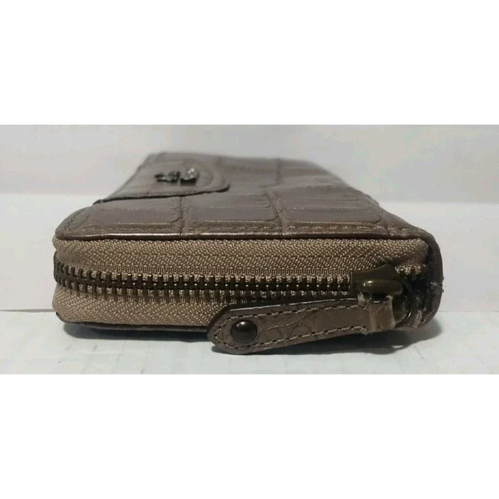 COACH Accordion Madison Authentic Wallet Zipper Closure Brown